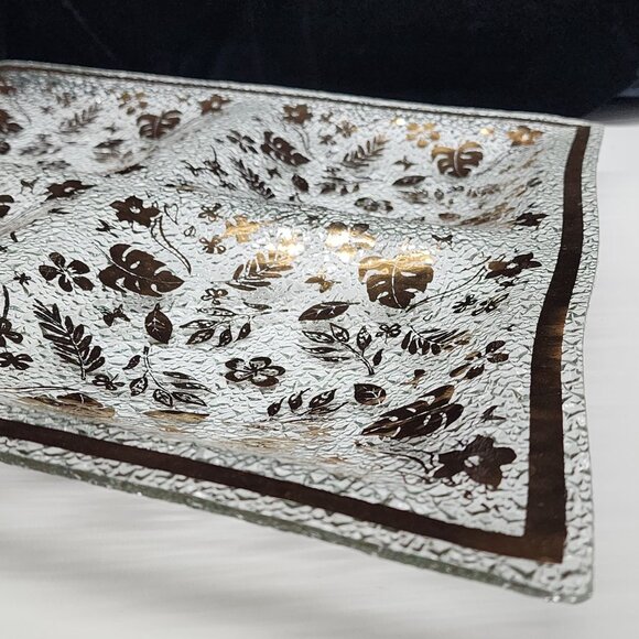 Mid-Century Gold Leaf Foliage Hostess Tray Glass Large 4 Sections 16" x 16" - Picture 3 of 11
